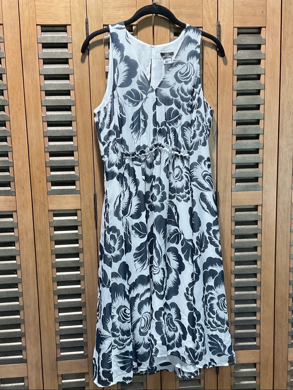 Sleeveless Black & White Floral Midi Dress